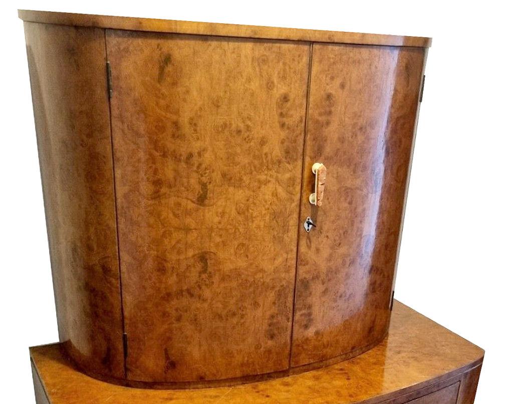 Art Deco Burr Walnut Drinks Cocktail Cabinet, Dry Bar, by H & L Epstein, C1930 For Sale 1
