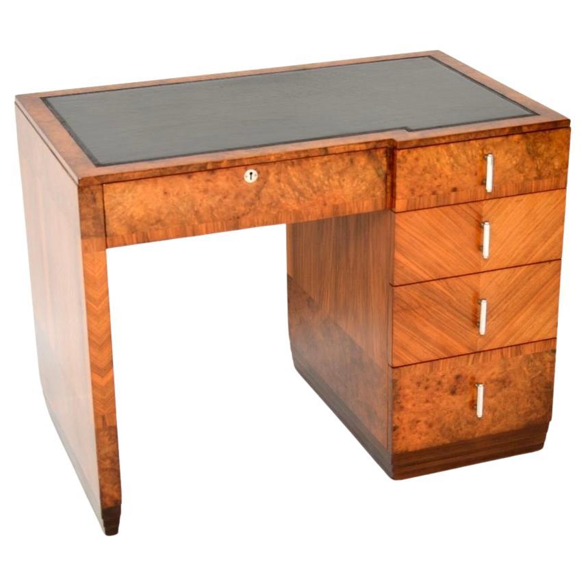 Bureau Art Déco en ronce de noyer avec plateau en cuir