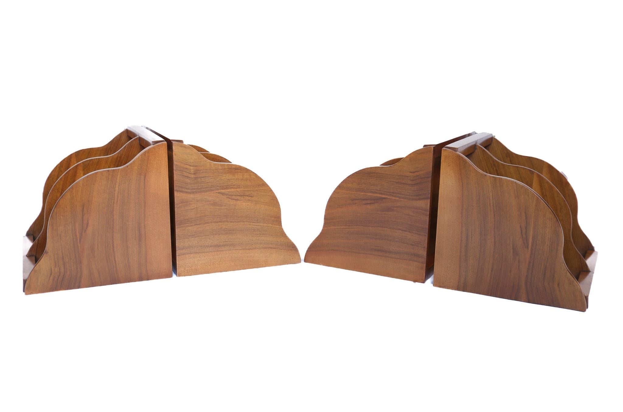 Art Deco Burr Walnut Nest of Tables circa 1930s For Sale 3