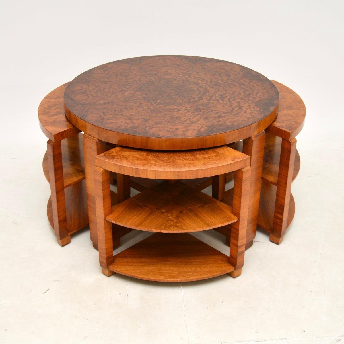 Art Deco Burr Walnut Nesting Coffee Table In Good Condition For Sale In London, GB