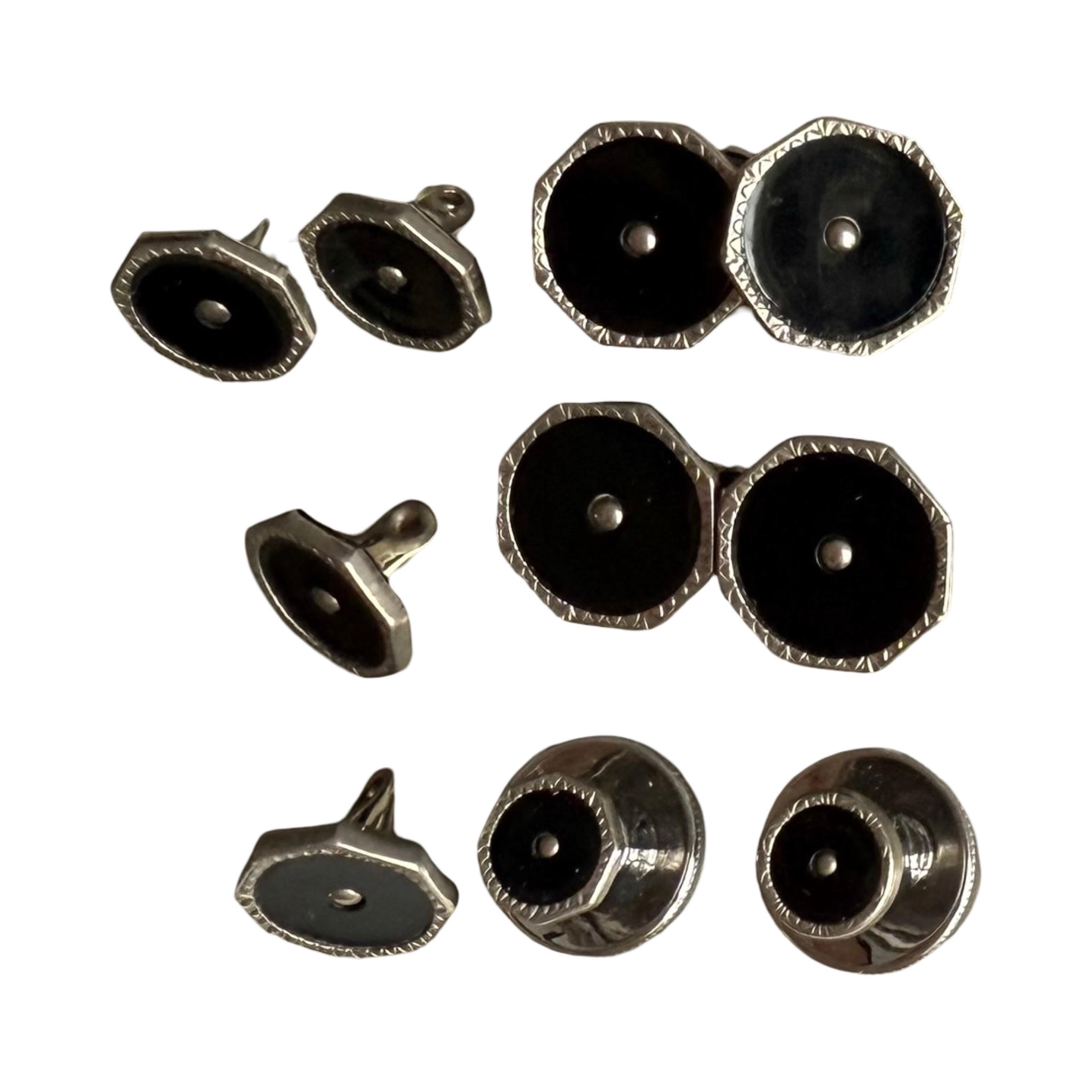 Art Deco buttons with matching cufflinks in original box, mint condition For Sale 9