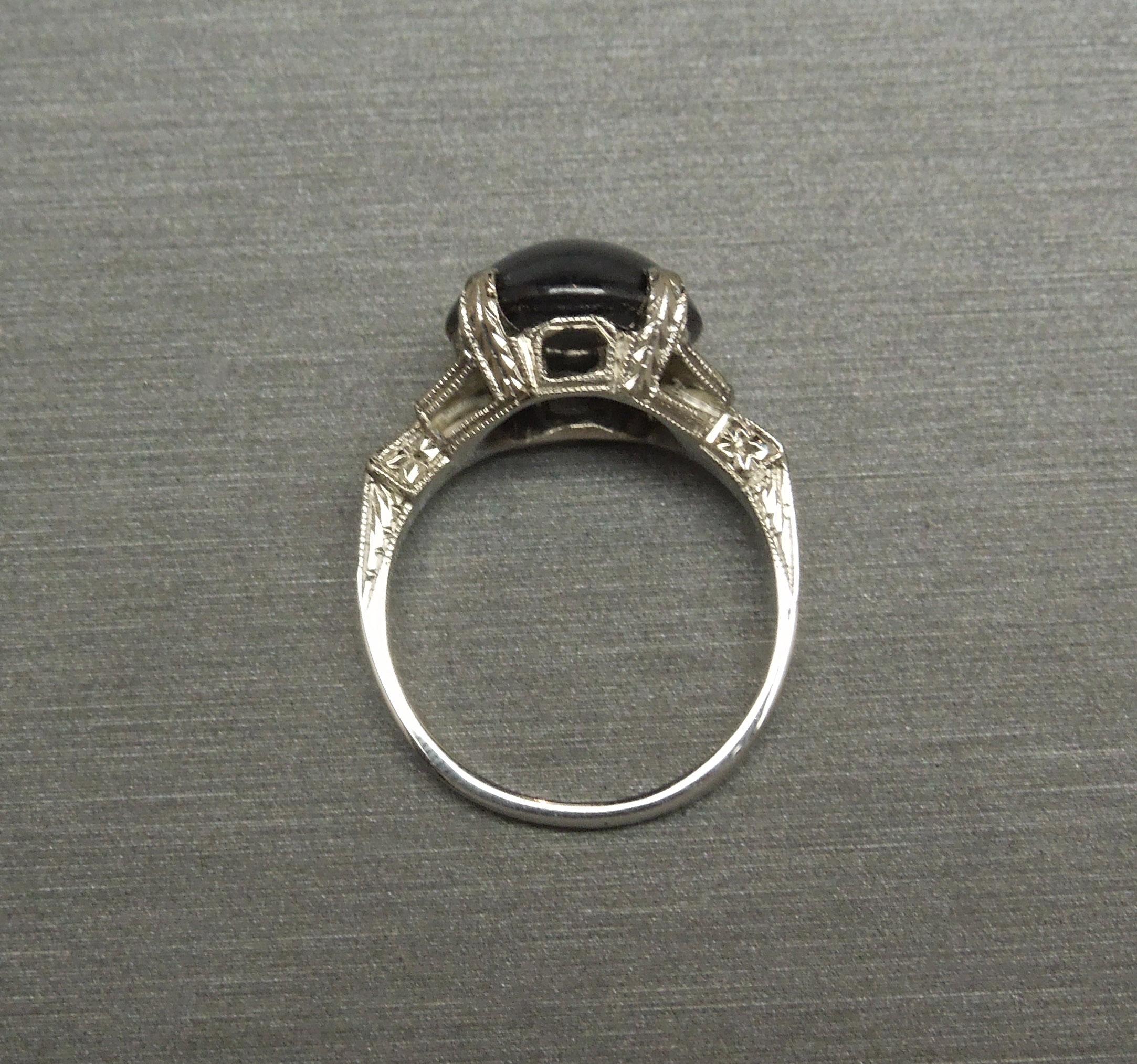 Art Deco 6.85 Carat Cabochon Sapphire Solitaire Ring 2