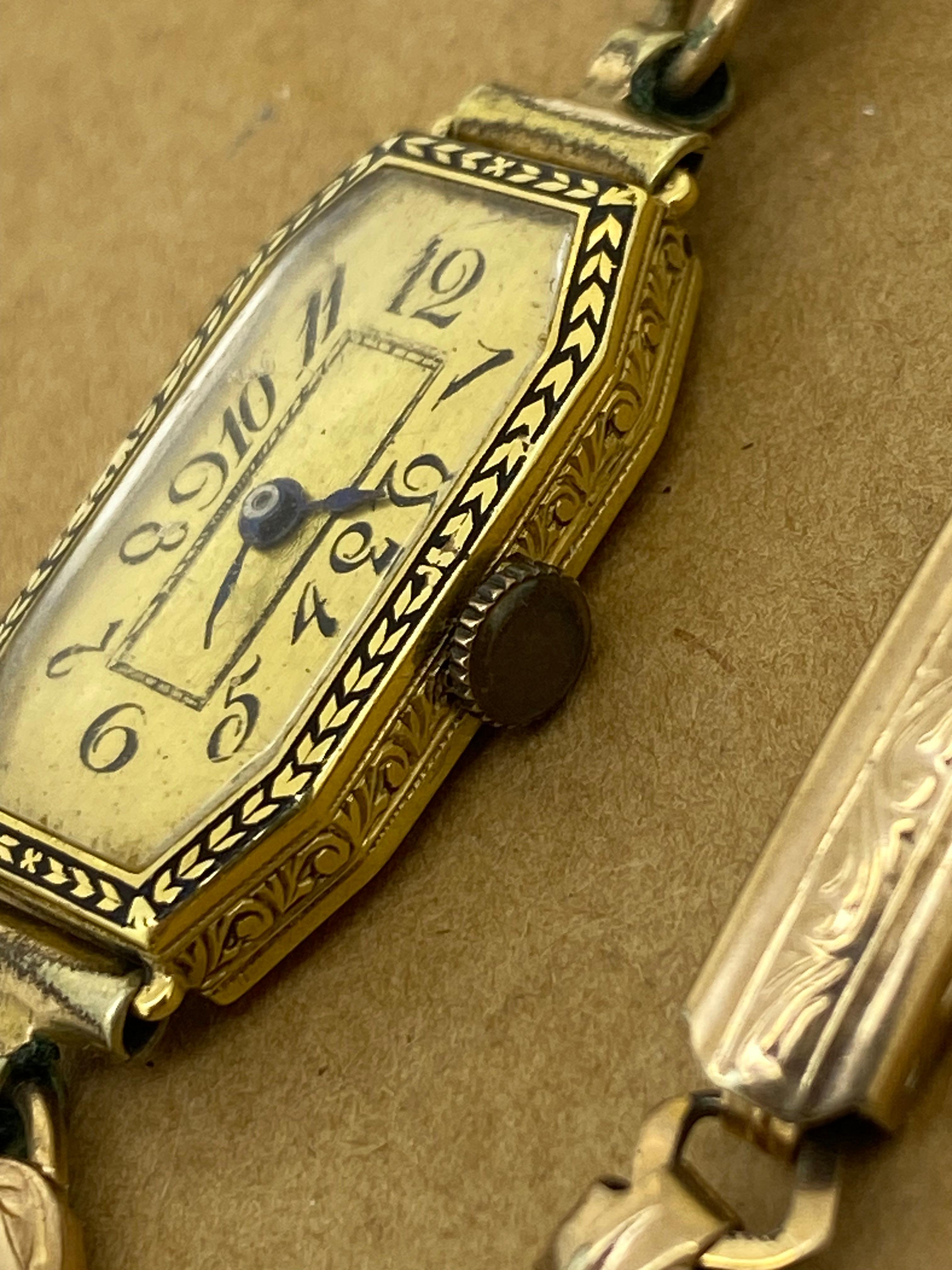 Art-Deco c1930's 18K Gold Black Enamel Tonneau Swiss Ladies’ Cocktail Watch In Excellent Condition For Sale In MELBOURNE, AU