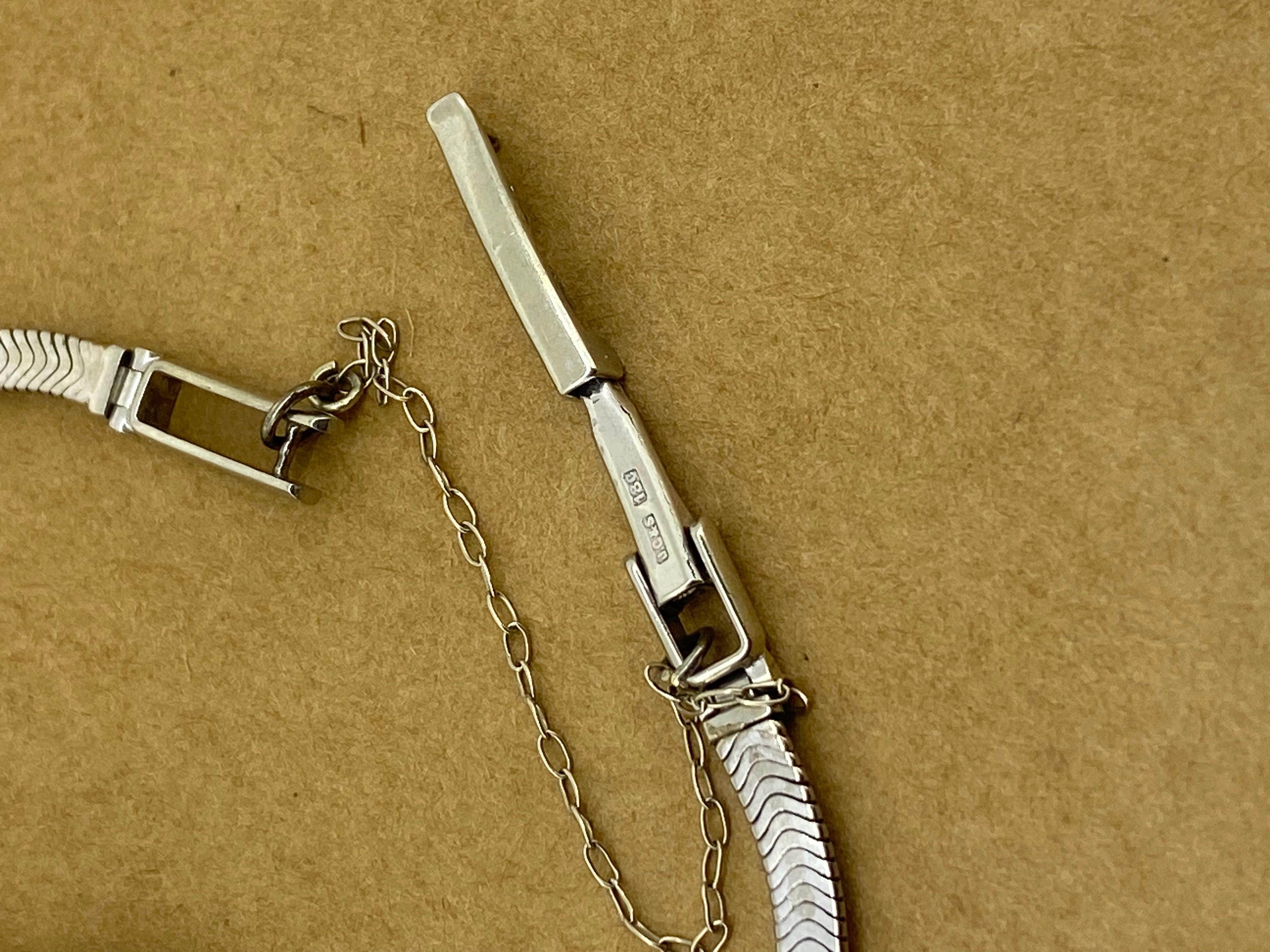 Orologio da donna Art-Deco c1947 Omega con fascia a serpente in oro 18 carati e 1,70 carati di diamanti in vendita 4