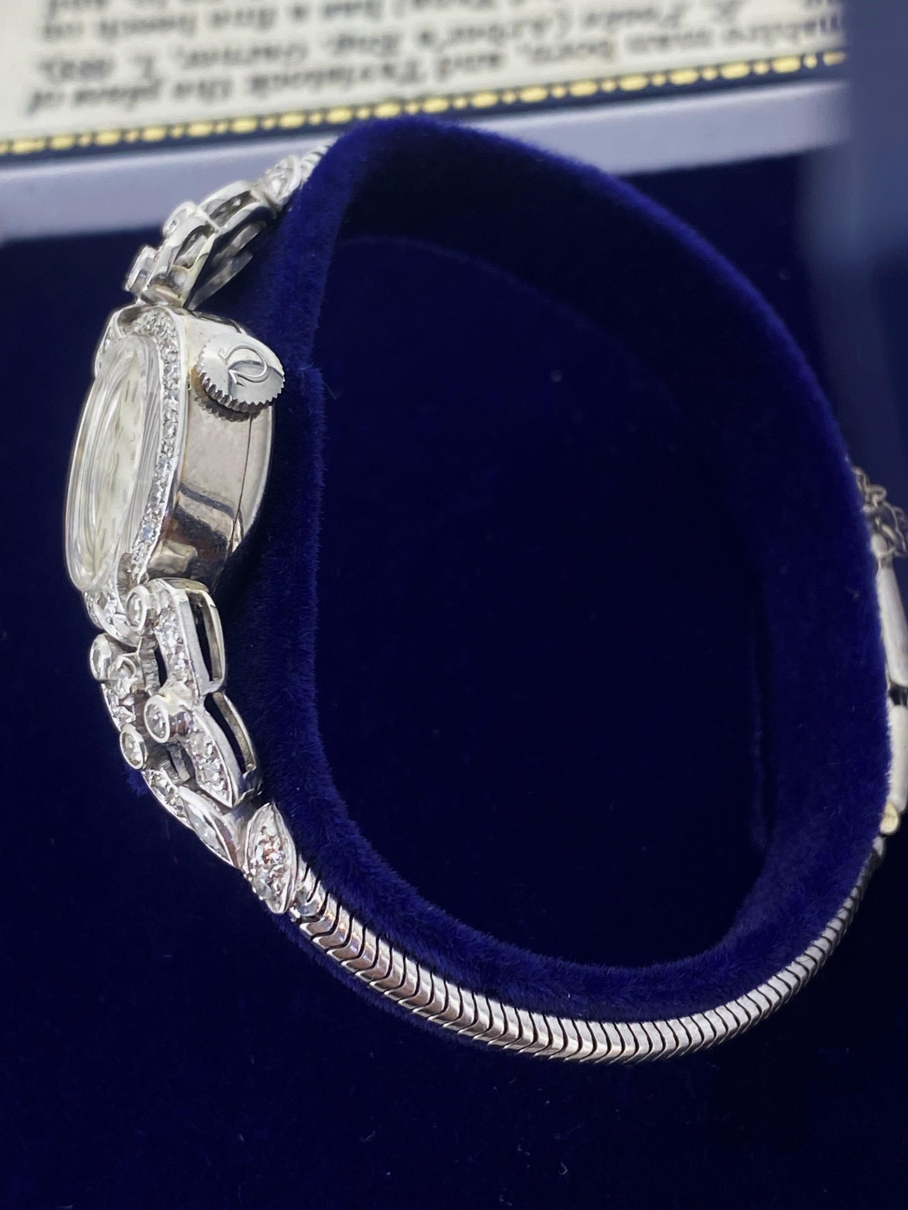 Orologio da donna Art-Deco c1947 Omega con fascia a serpente in oro 18 carati e 1,70 carati di diamanti In condizioni ottime in vendita a MELBOURNE, AU