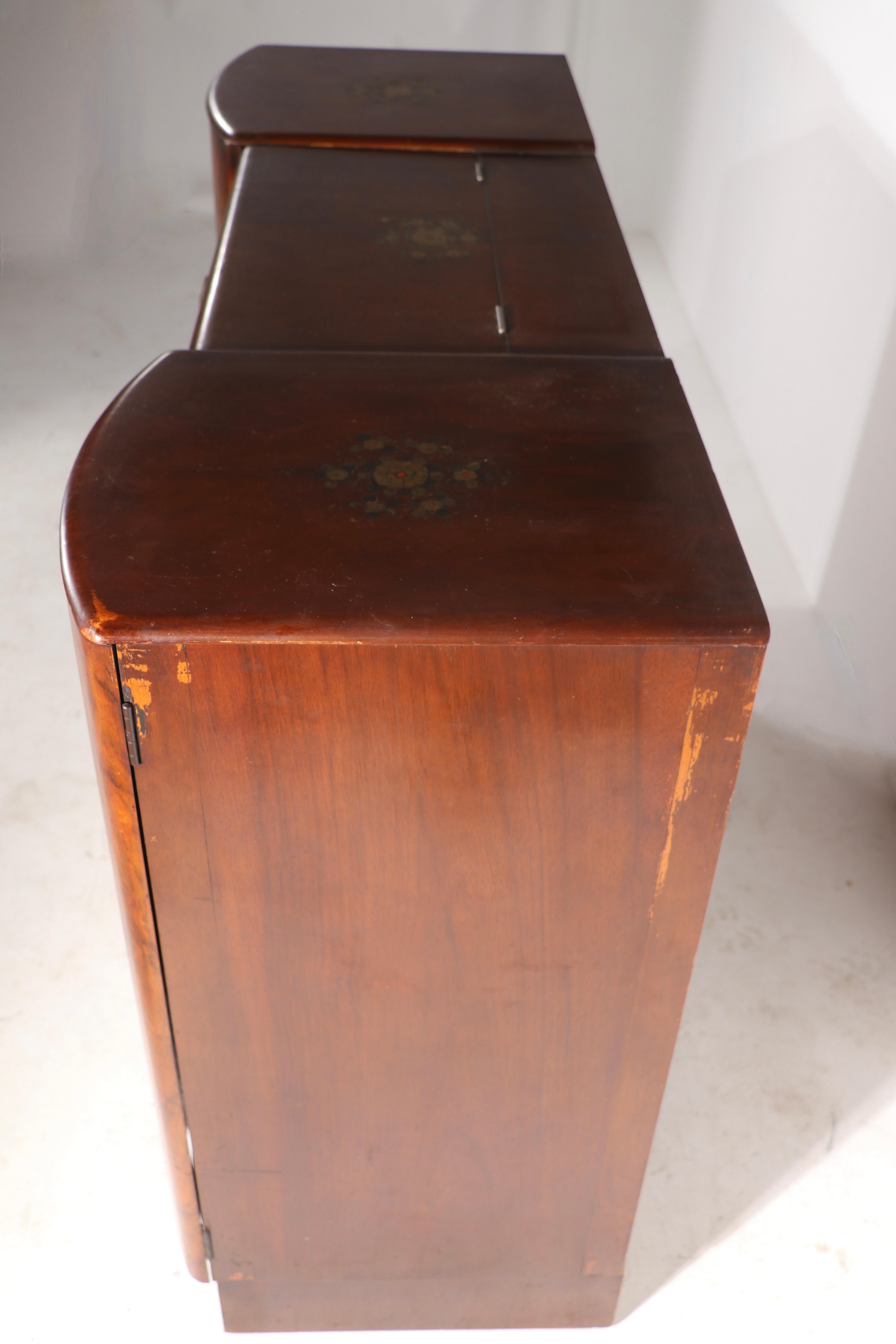 Art Deco Cabinet Bar with Japanese Figures as Decorative Motifs 7
