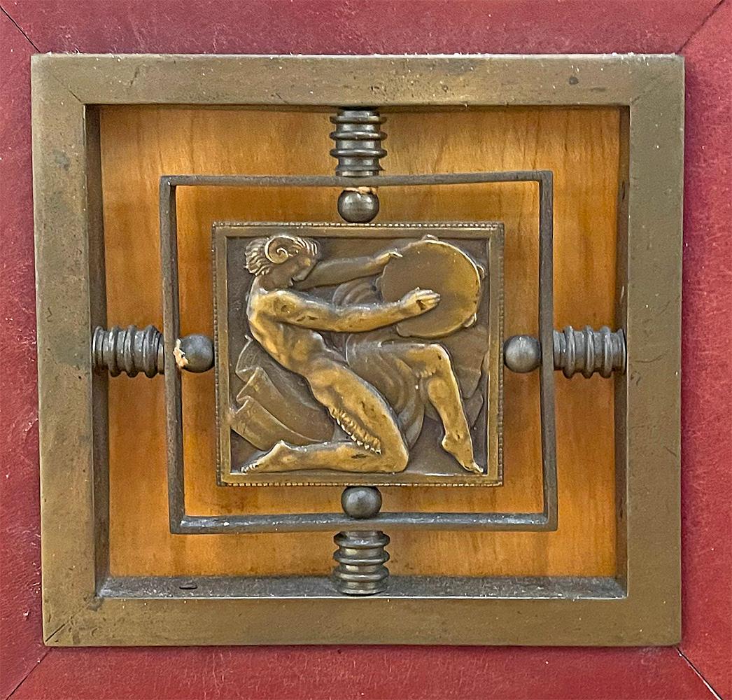 Metà XX secolo Mobile Art Déco in pelle rossa, Francia, con supporti in bronzo di Renard in vendita