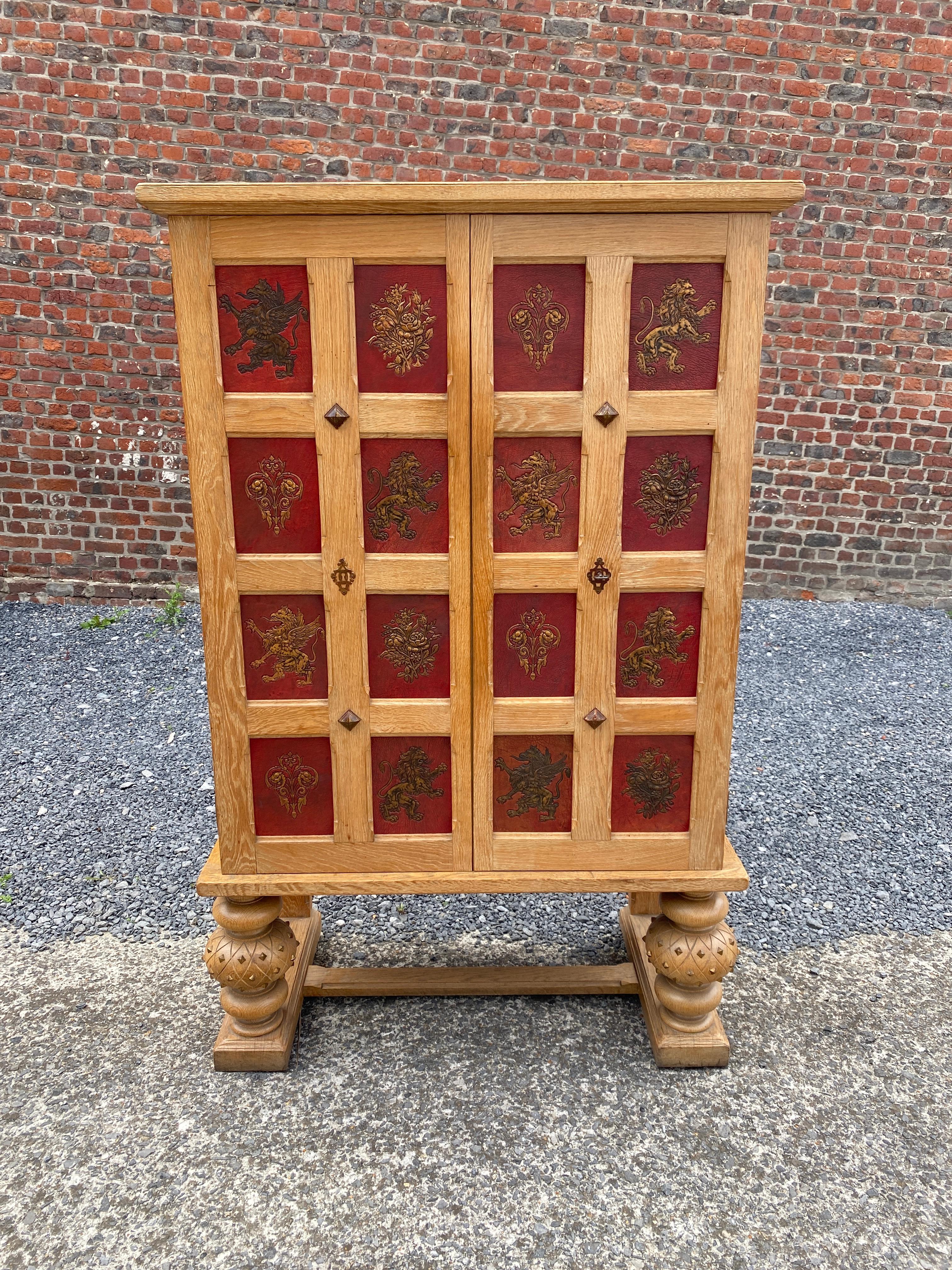 Mid-20th Century Art Deco Cabinet in Oak and Embossed and Gilded Leather, circa 1940-1950 For Sale