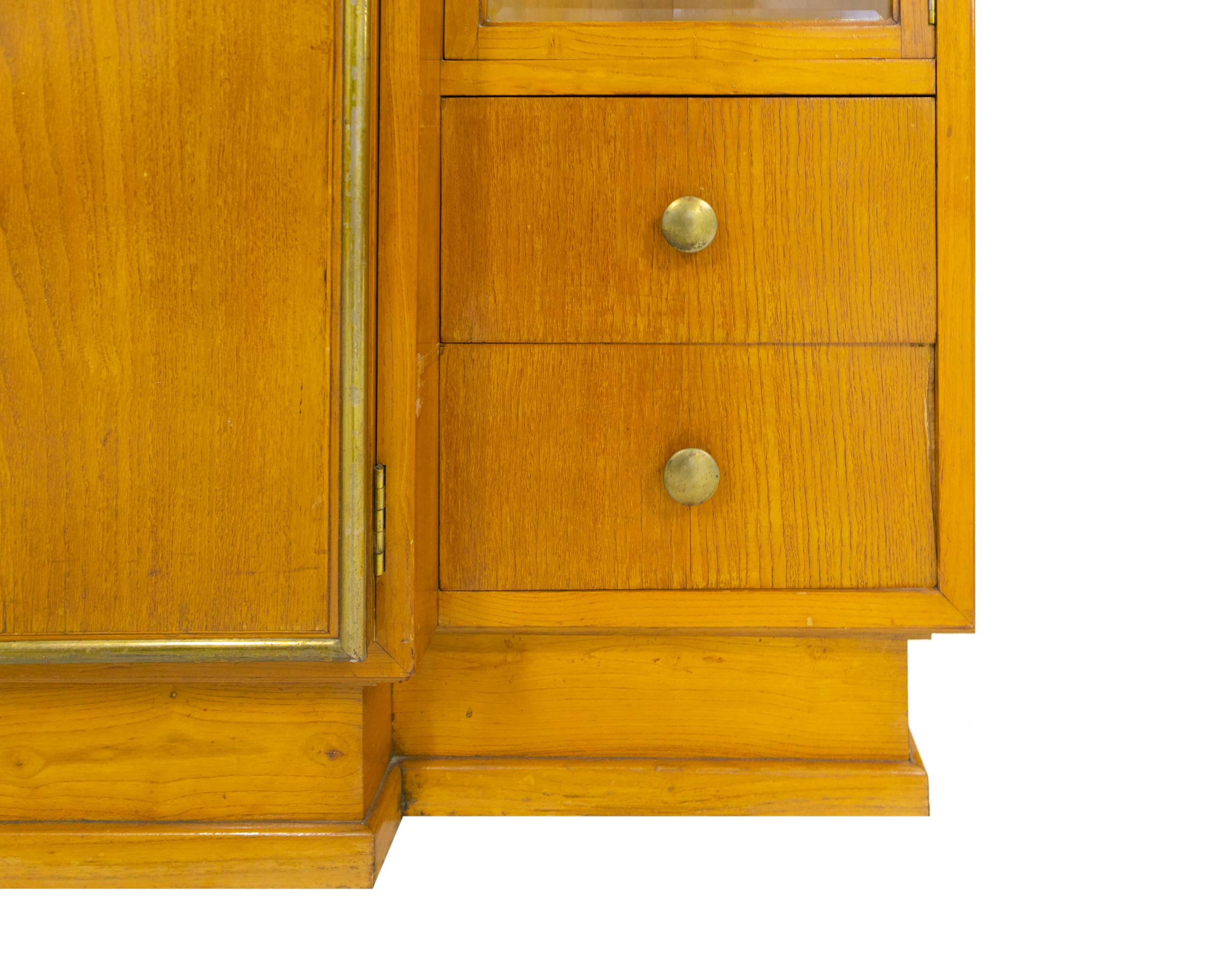 Art Deco Spruce Wood Cabinet Showcase, 1940s  For Sale 2