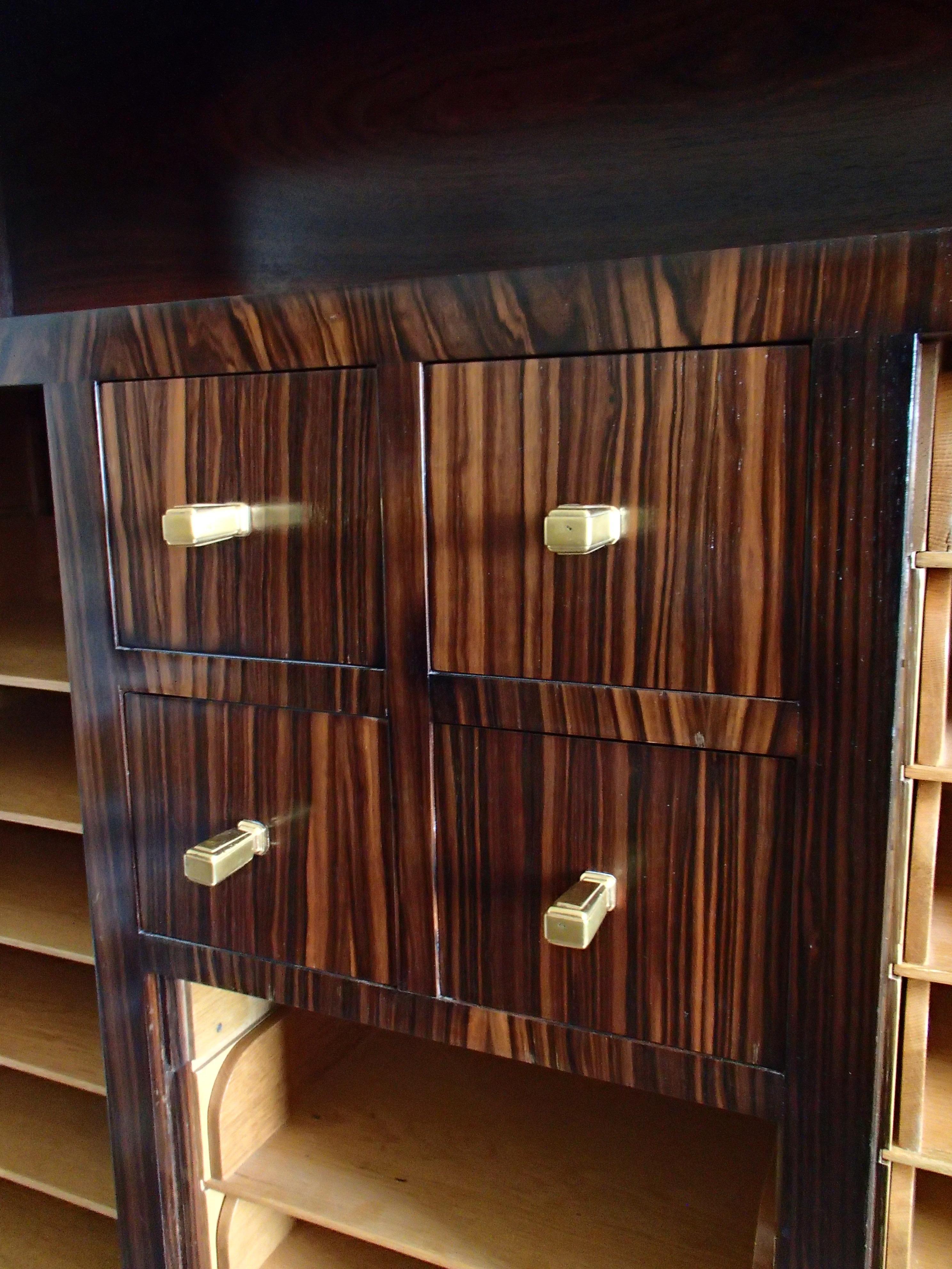 Art Deco Cabinet with 27 Big and 4 Small Drawers Oak with Ebene de Macassar In Good Condition For Sale In Weiningen, CH