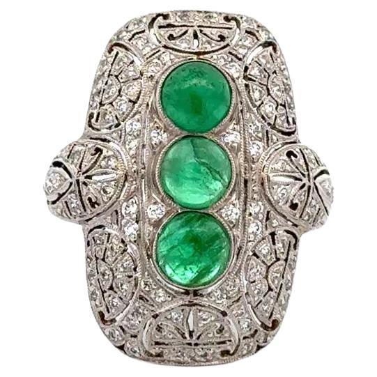 Art Deco Cabochon Smaragd und Diamant Platin Statement Vintage Kuppel Ring im Angebot