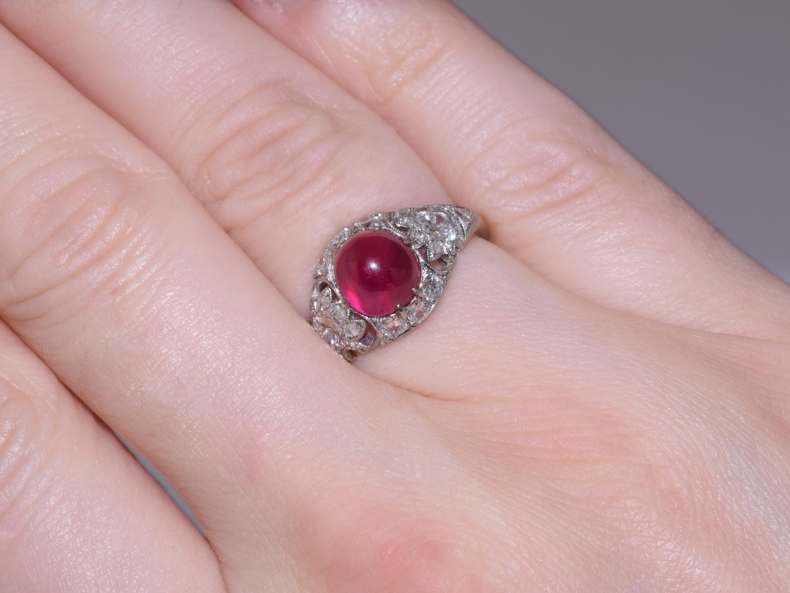 Art Deco Cabochon Ruby and Diamond Ring For Sale 1