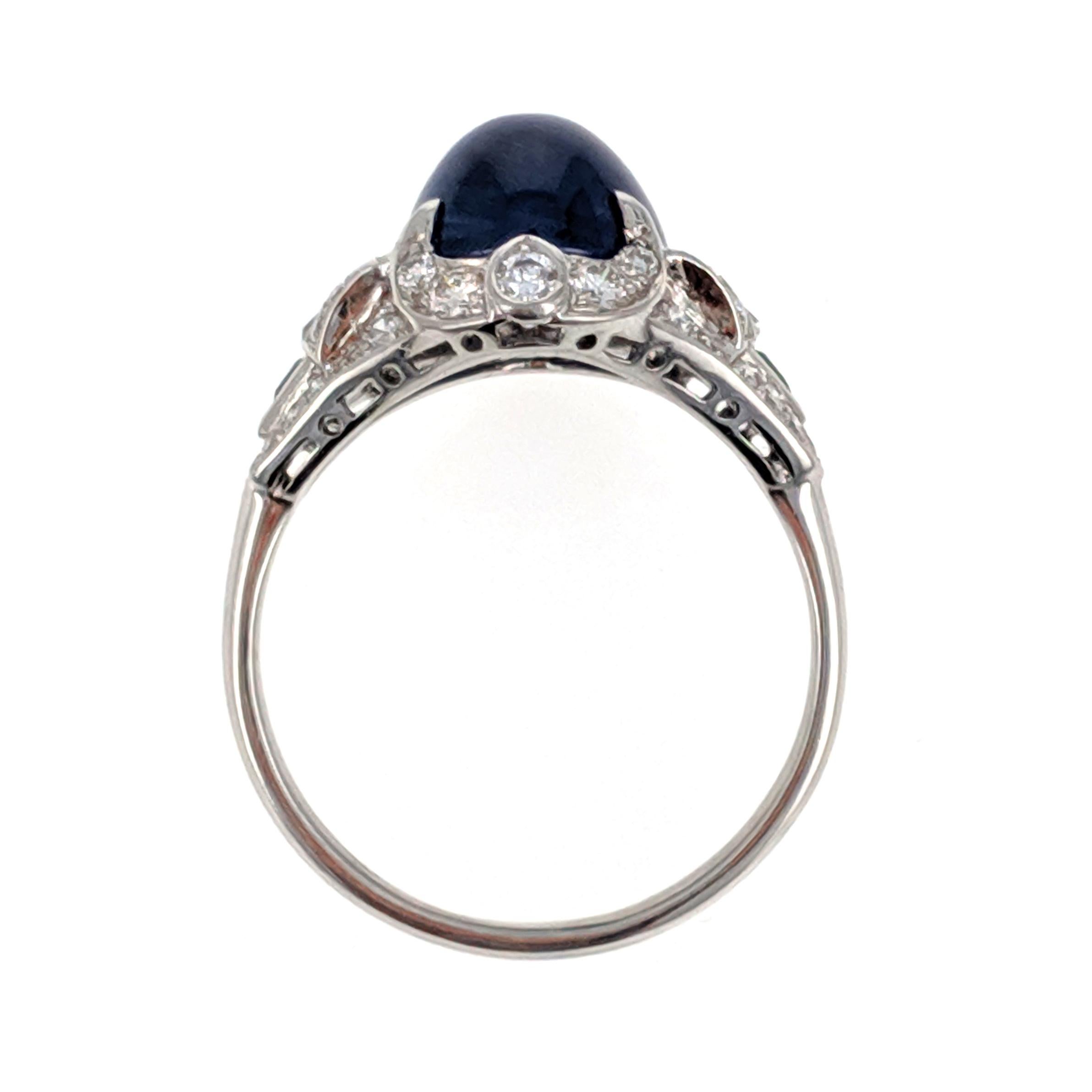 Art Deco Cabochon Sapphire and Diamond Ring In Good Condition In New York, NY