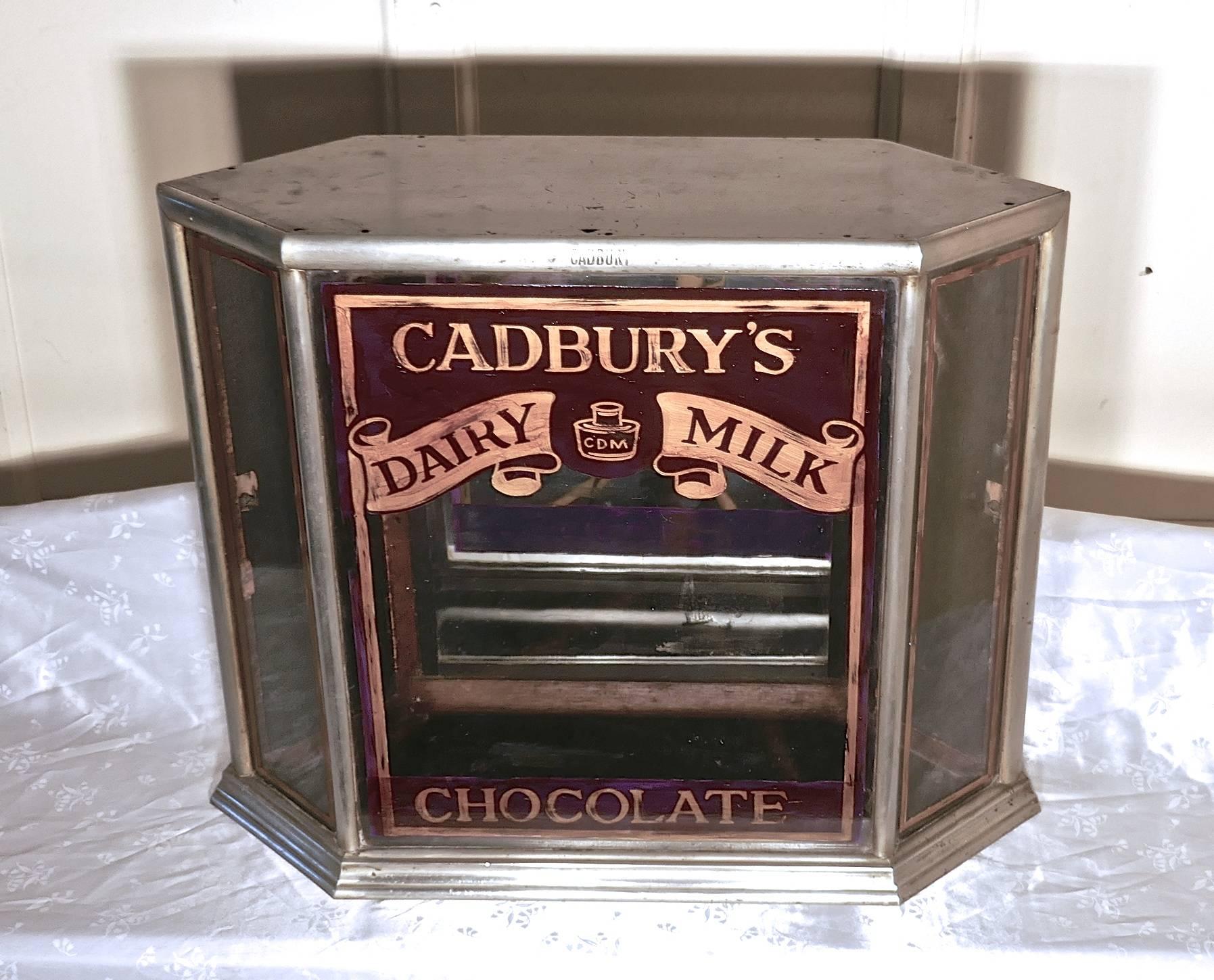 Art Deco Cadbury’s Sweet Shop Display Cabinet In Good Condition For Sale In Godshill, Isle of Wight