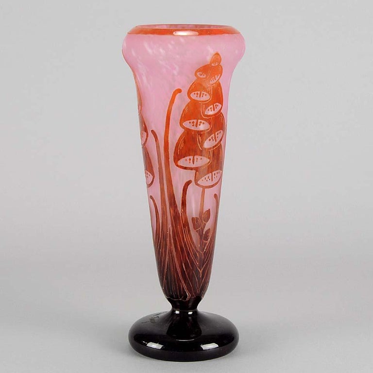 Mid-20th Century Art Deco Cameo Cased and Cut Glass Vase 