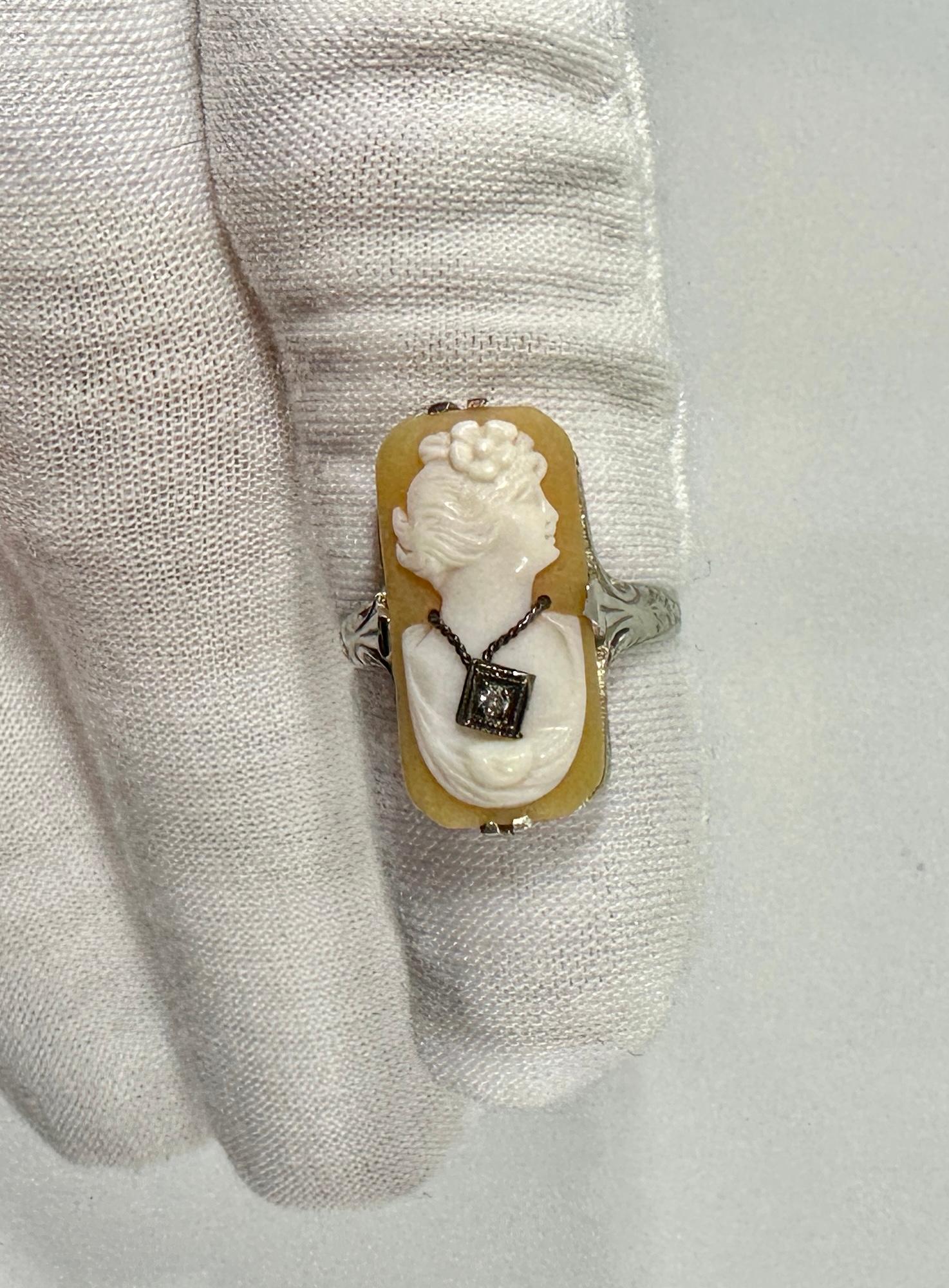 Art Deco Cameo Diamond Ring 14 Karat White Gold Cameo Habille Filigree Antique For Sale 4