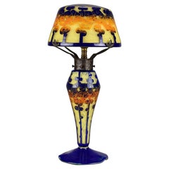 Vintage Art Deco Cameo Glass Decor Mirette Lamp by Le Verre Français