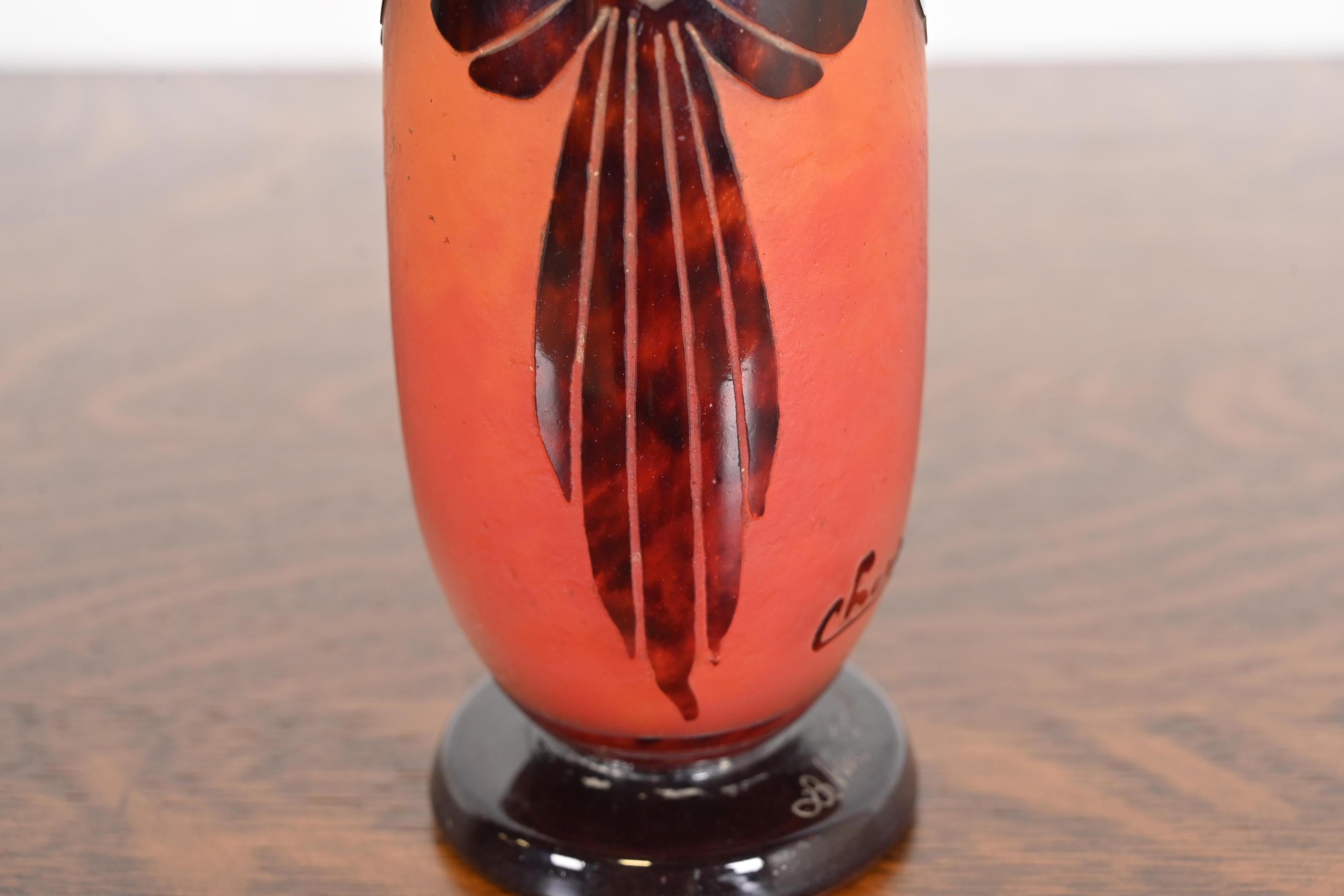 Vase en verre camée Art Déco par Charles Schneider pour Le Verre Français, années 1920 en vente 2