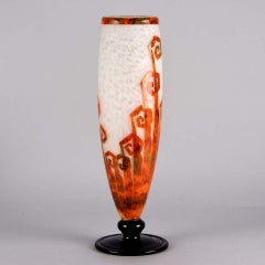 Art Deco Cameo Glass Vase "Décor Fougère" by Le Verre Francais