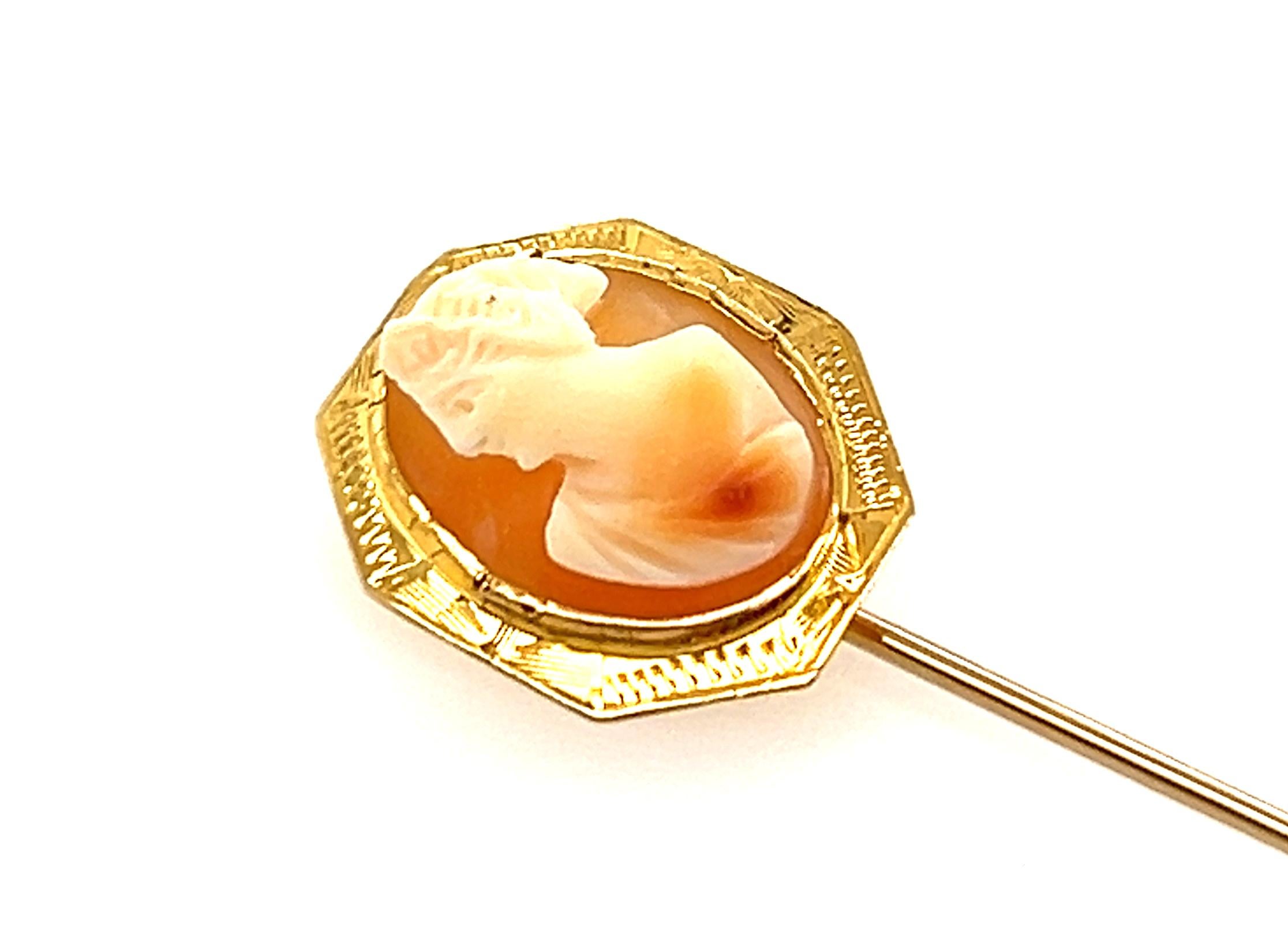 Genuine Original Antique from 1940's Art Deco Cameo 14K Yellow Gold Stick Pin/Brooch


Featuring an Exquisitely Hand Carved  Antique Cameo 

Absolutely Spectacular Hand Carved Details

Solid 14K Yellow Gold Pin

Circa 1940's

The Art Deco Era in