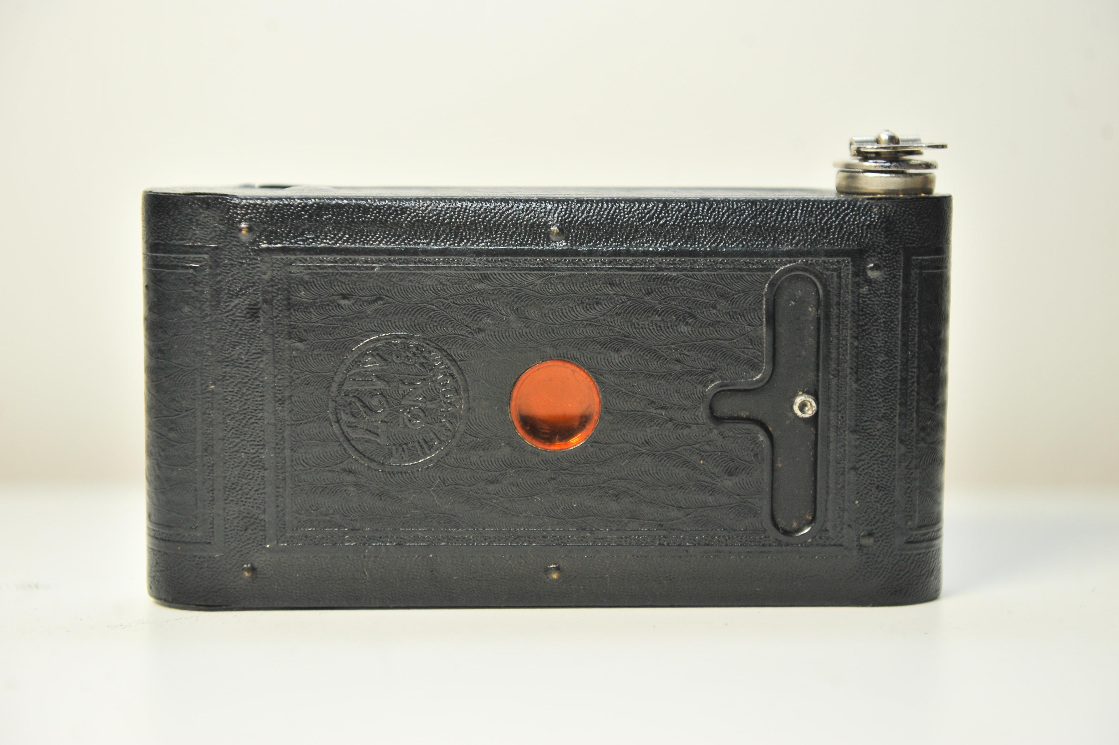Art Deco Canadian Kodak Jiffy Vest Pocket Kodak Model B 127 Film Bellow Camera  For Sale 5