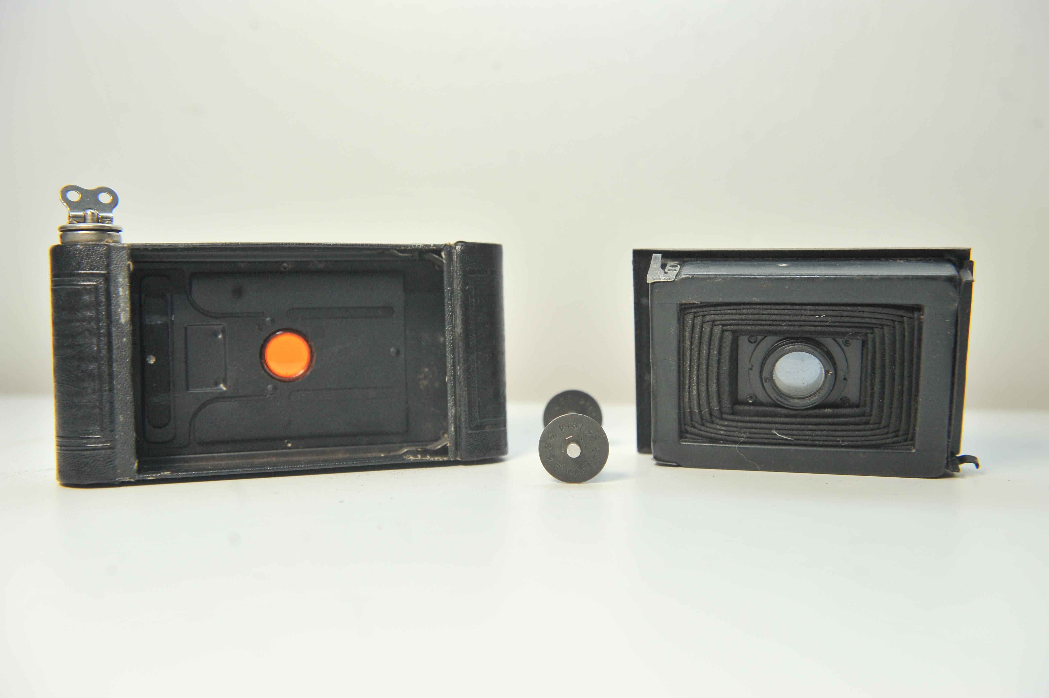 Art Deco Canadian Kodak Jiffy Vest Pocket Kodak Model B 127 Film Bellow Camera  For Sale 6