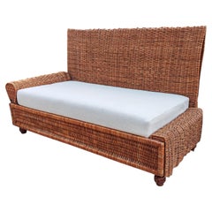 Art Deco Canape in Willow Wicker, upholstered in off-white boucle, Austria 1920s