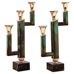 Candelabros de metal