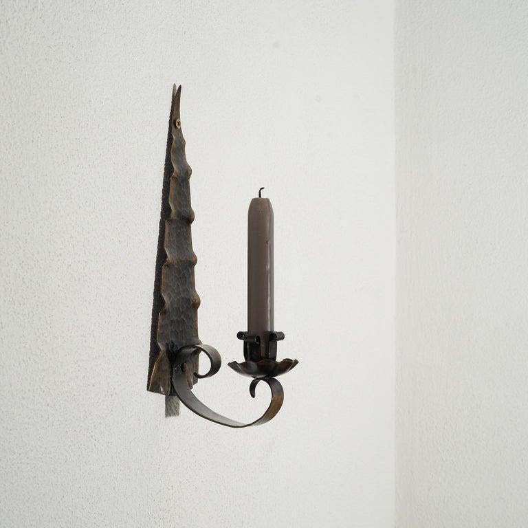 Candelabro Art Déco in rame martellato a mano, anni '20 in vendita 1