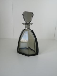 Art Deco Carafe Graphite