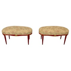 Art Deco cardinal red lacquered pouf with carved details, 1930s