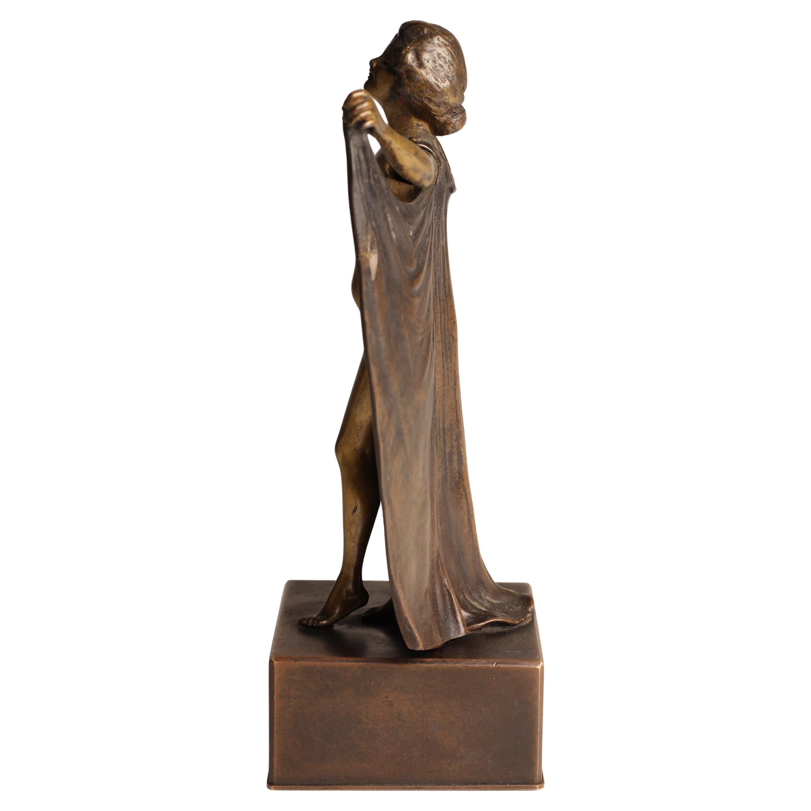 Art Deco Carl Kauba Automaton Bronze Nude with Mechanical Cape 1920’s Austria For Sale 7