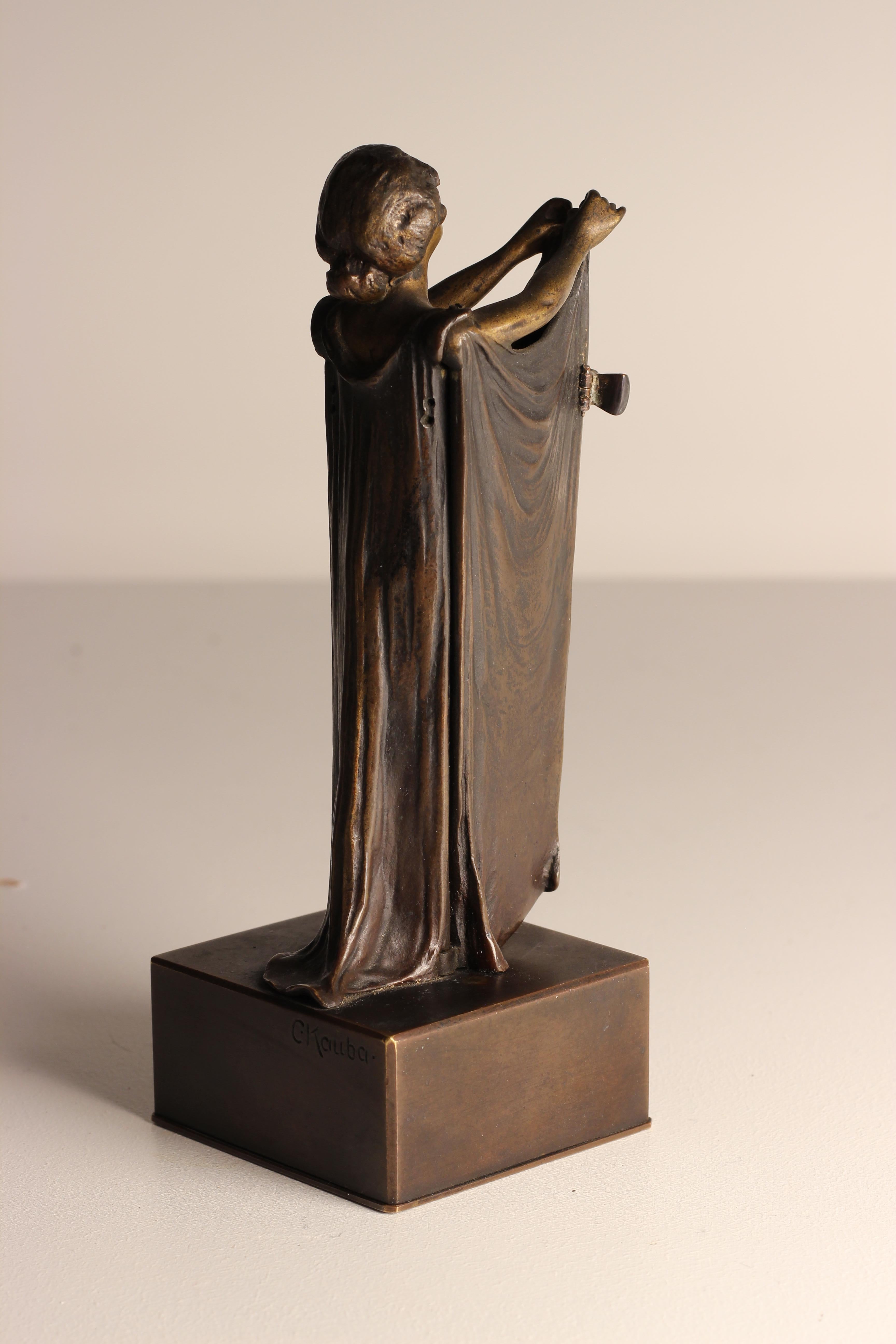 Art Deco Carl Kauba Automaton Bronze Nude with Mechanical Cape 1920’s Austria For Sale 12