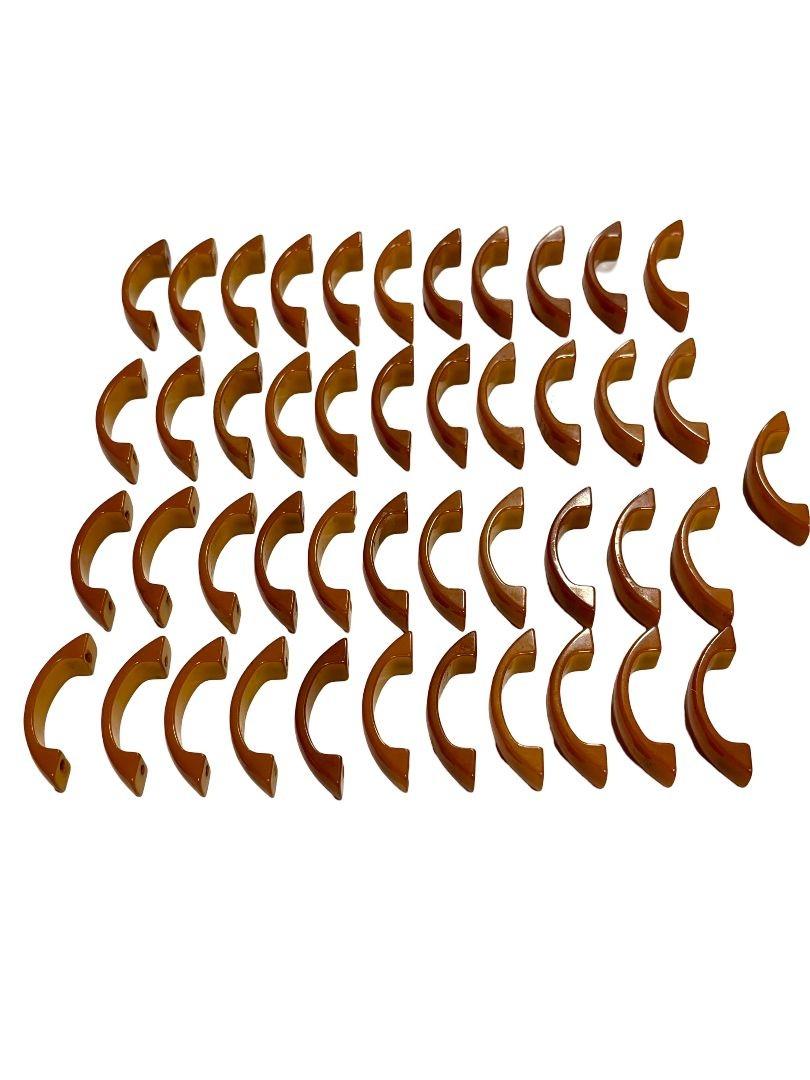 Art Deco Carmel Catalin/Bakelite Drawer Pulls, Set of 45 In Good Condition In Van Nuys, CA