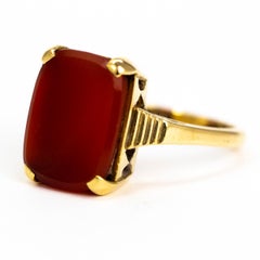 Art Deco Carnelian and 18 Carat Gold Signet Ring