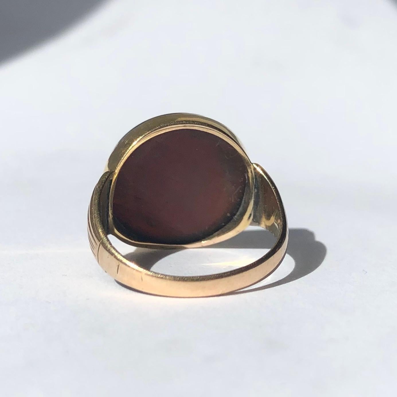 Cabochon Art Deco Carnelian and 9 Carat Gold Ring