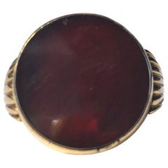 Art Deco Carnelian and 9 Carat Gold Ring Antique Art Deco Carnelian and 9 Carat Gold Ring