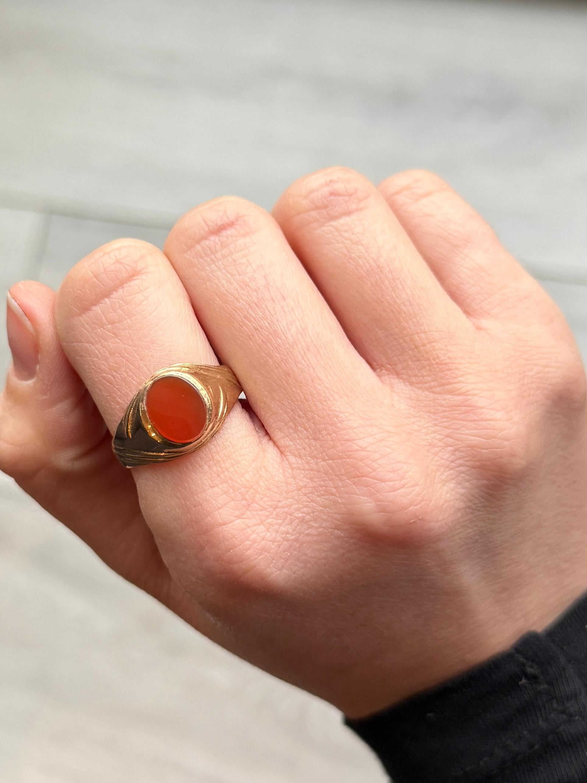 Oval Cut Art Deco Carnelian and 9 Carat Gold Signet Ring For Sale