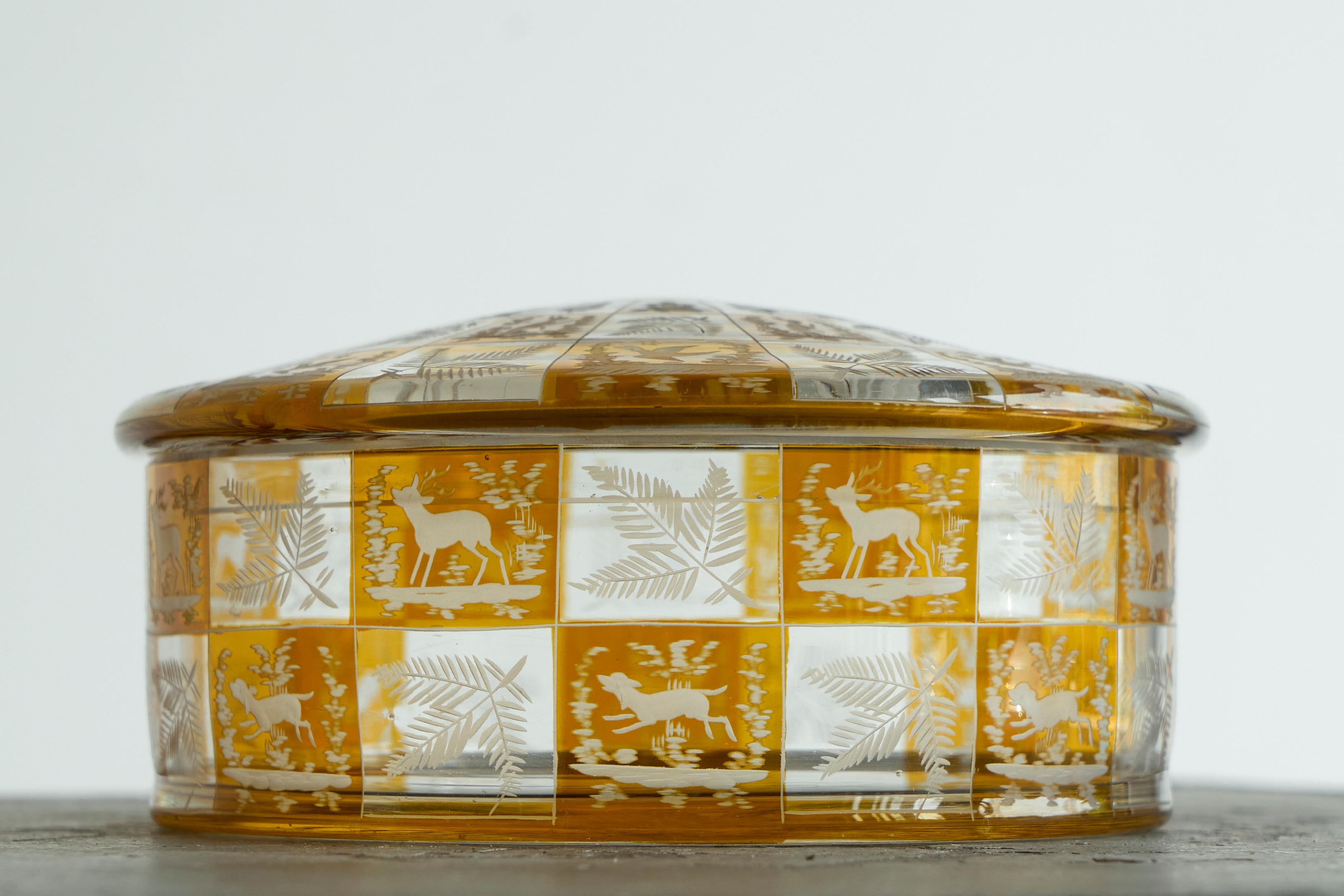 Hand-Crafted Art Deco 'Carousel' Style Lidded Box in Etched Glass Early 20th Century For Sale
