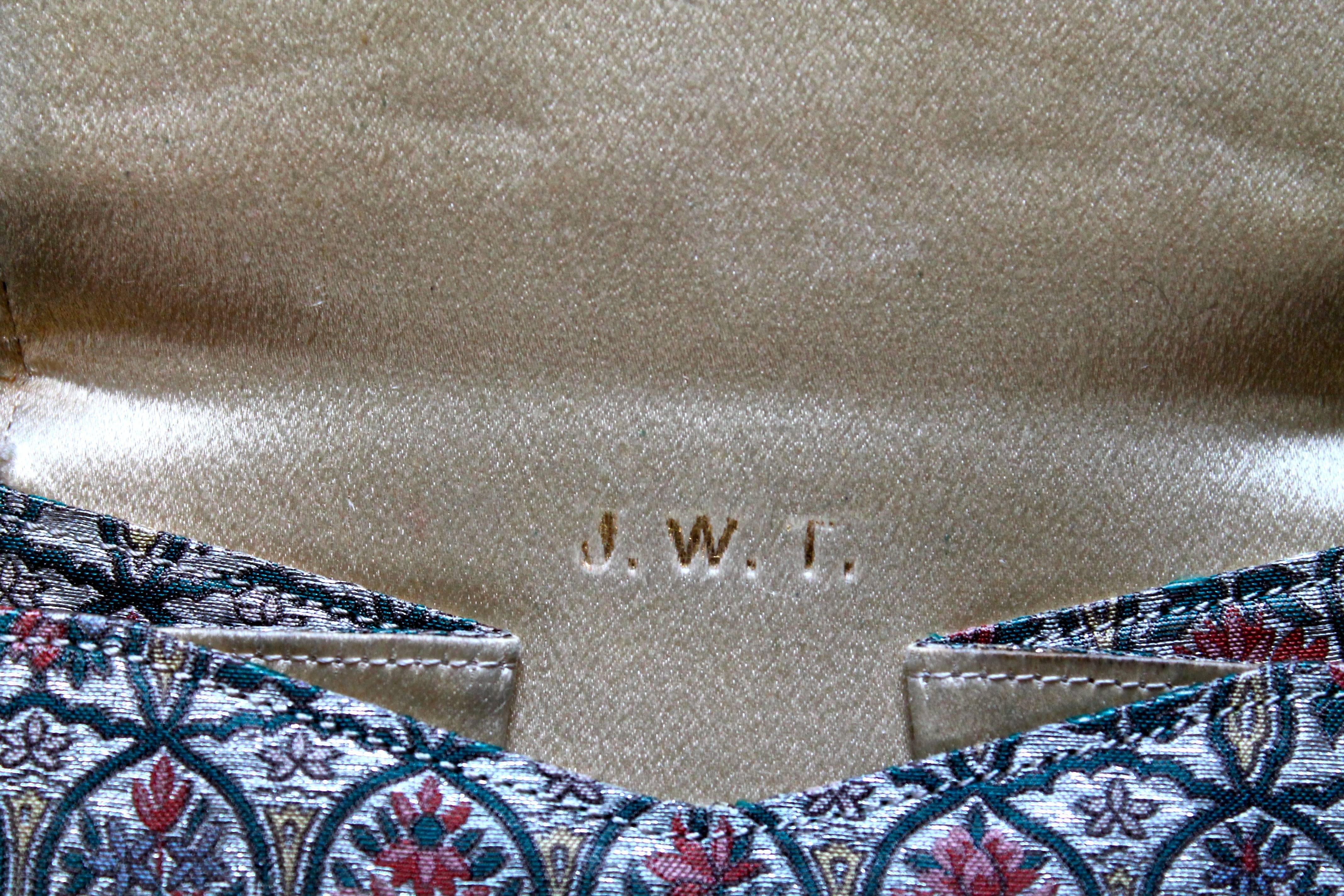 Cartier Evening Bag, Silk with Gold Clasp In Good Condition In Sharon, CT