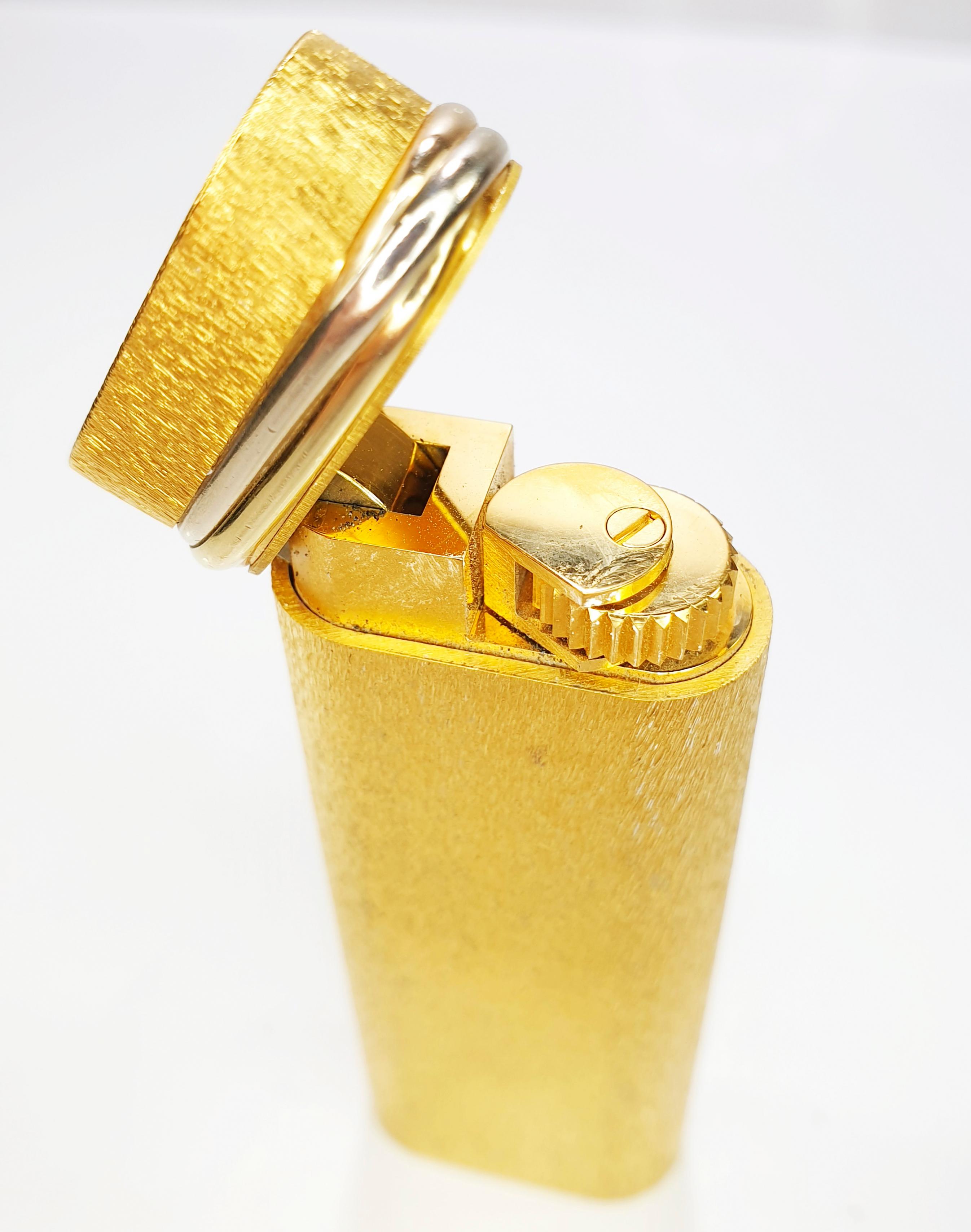 Women's or Men's Art Deco Style Cartier Lighter Gold-Plated Guillochet Finish