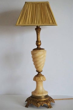 Art Deco Carved Alabaster and Gilt Bronze Table Lamp, Italy, 1940s