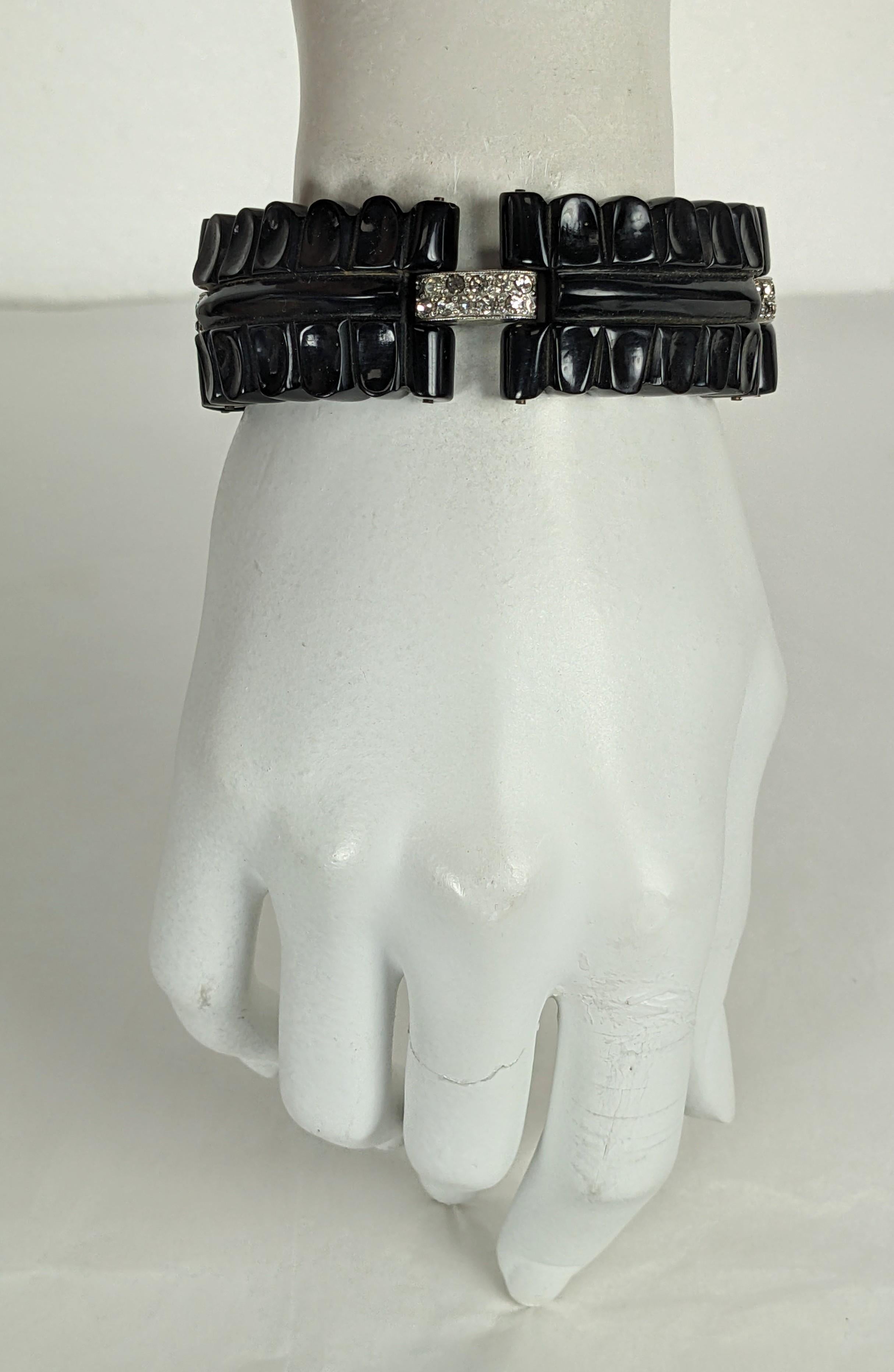 Art Deco Carved Bakelite and Pave Link Bracelet in vendita 2