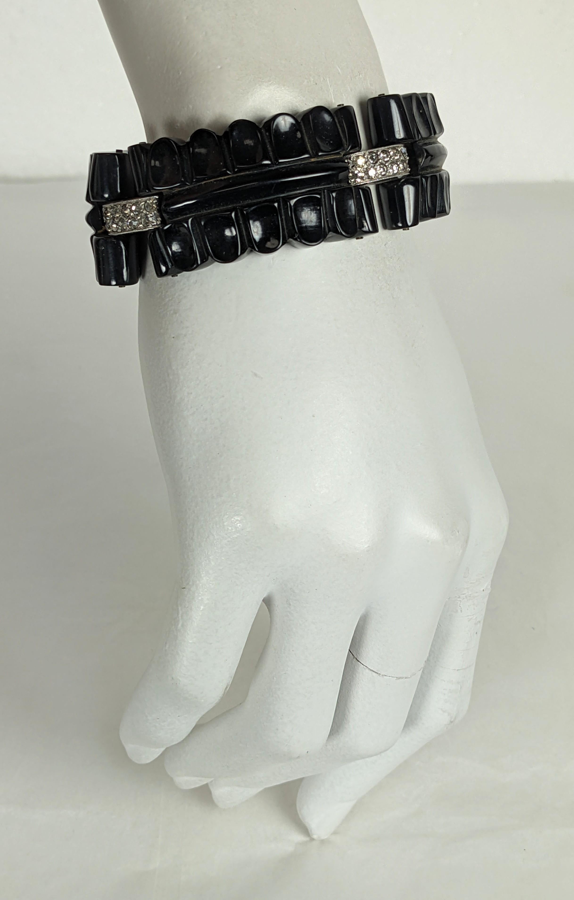 Art Deco Carved Bakelite and Pave Link Bracelet in vendita 3