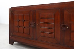Credenza Art Déco con motivi geometrici intagliati di Charles Dudouyt in rovere, Francia, 1940 circa