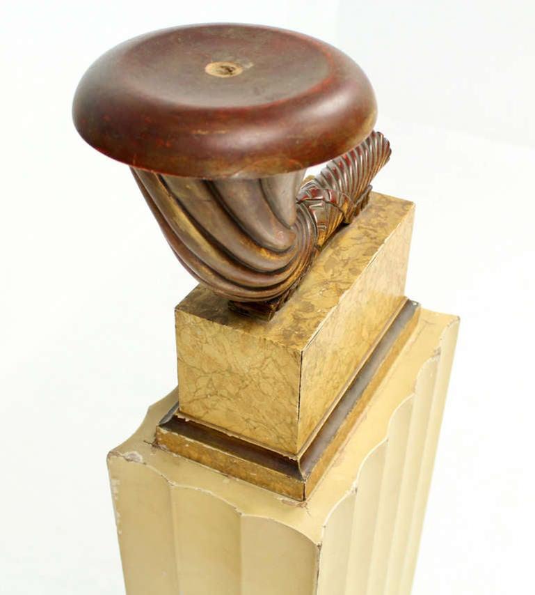 American Art Deco Carved Horn Shape on Scallop Woden Pedestal Floor Lamp Base For Sale