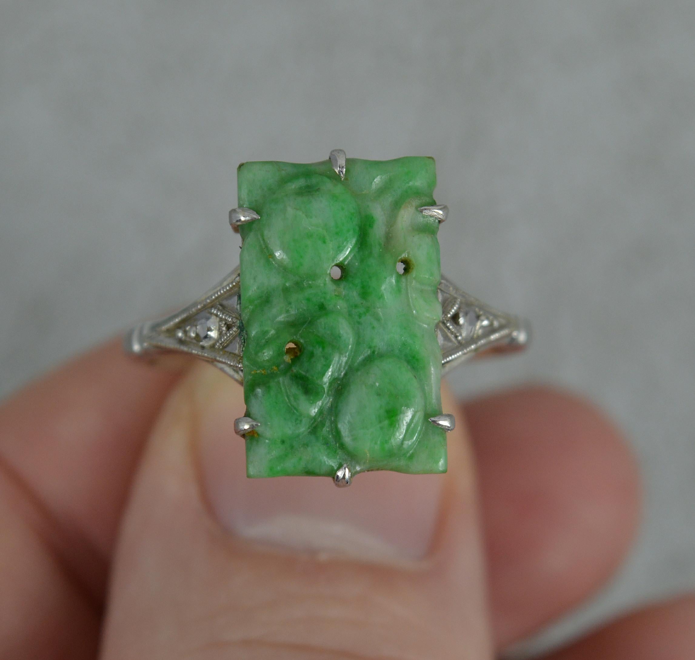 Art Deco Carved Jade Solitaire and 9 Carat White Gold Panel Ring 5