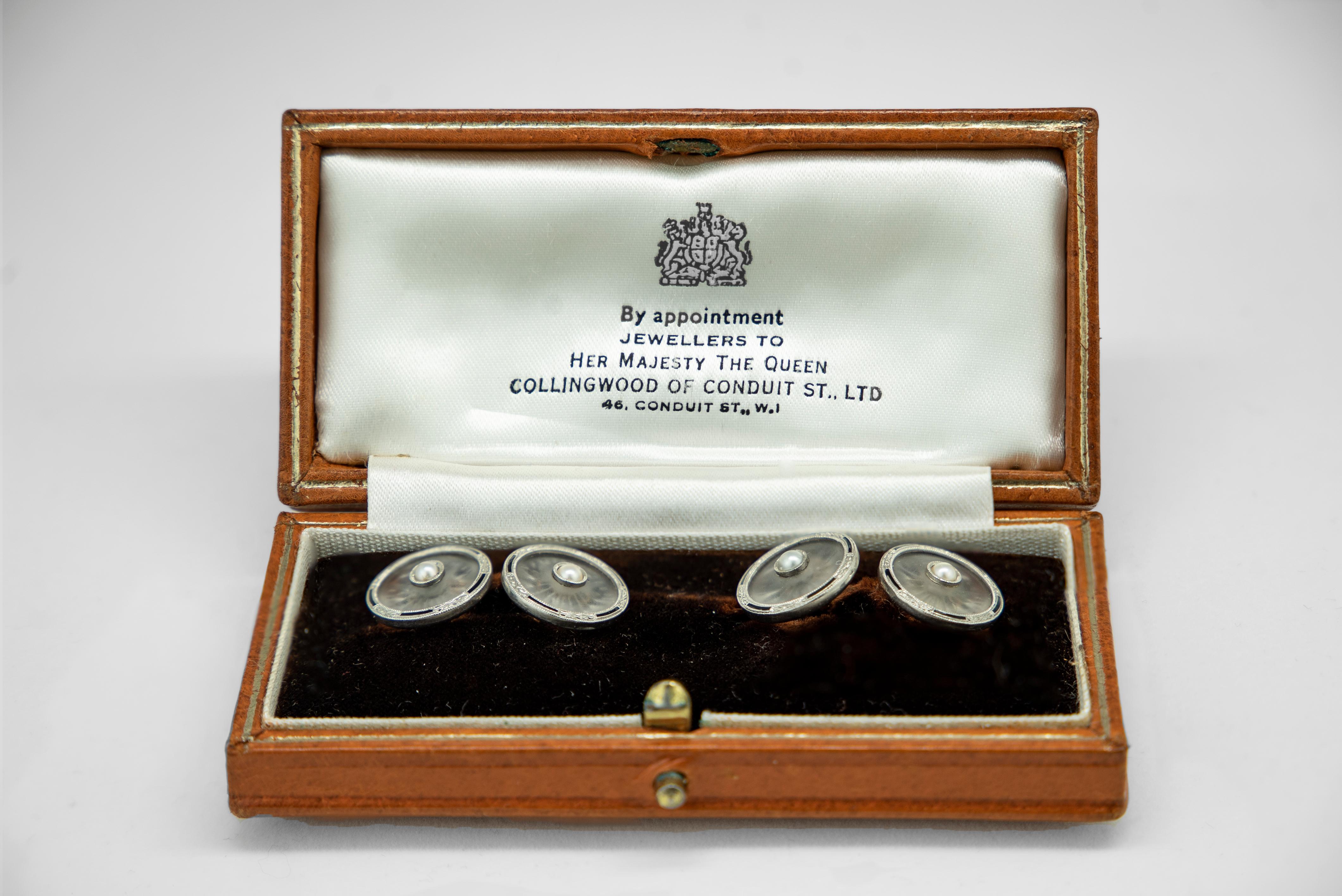 Art Deco Carved Rock Crystal and Sapphire Cufflinks For Sale 1