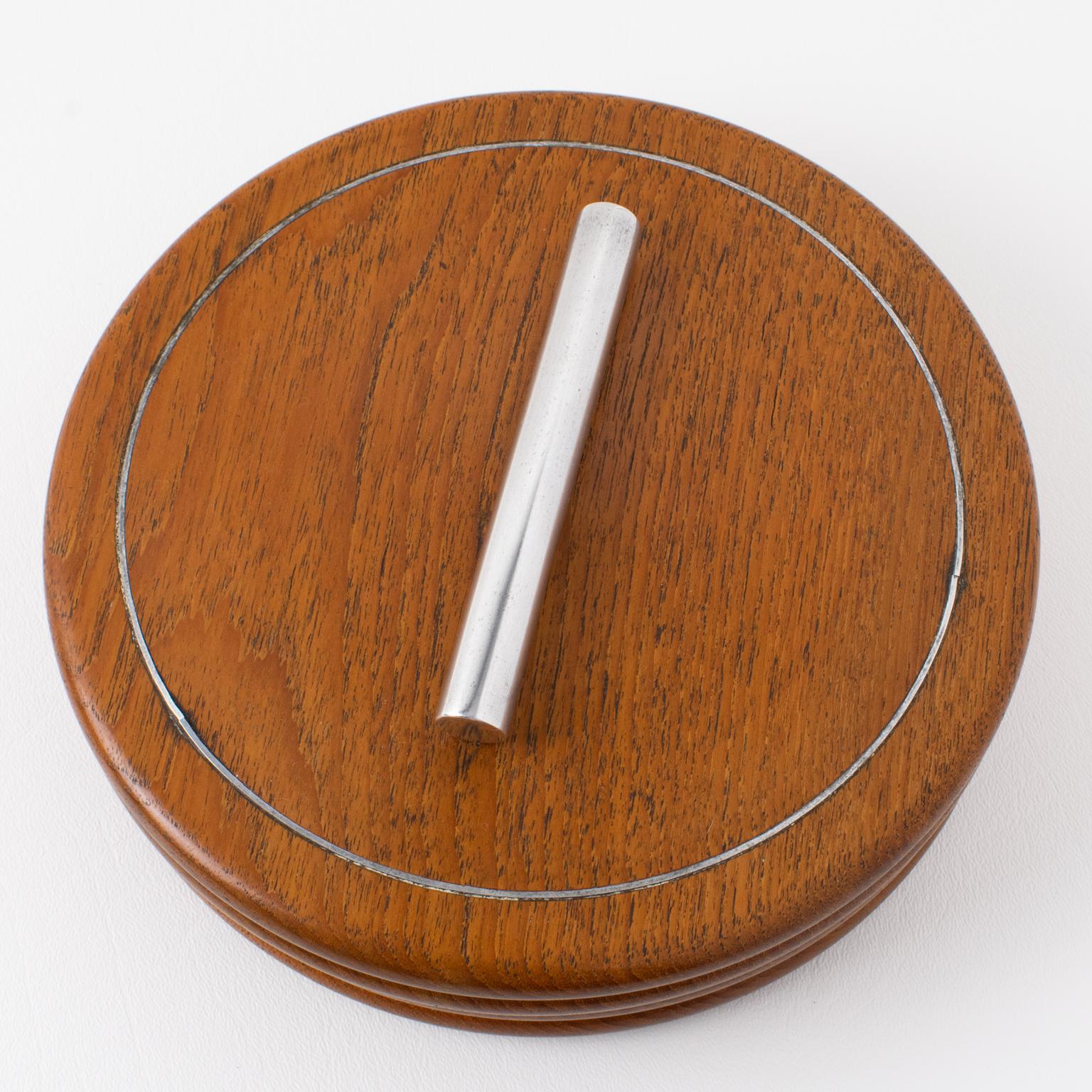 Art Deco Carved Wood Box with Metal Accent, France circa 1930 For Sale 3