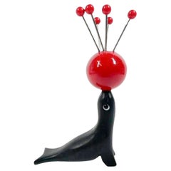 Ensemble de pichets de cocktail en bois sculpté Art Déco